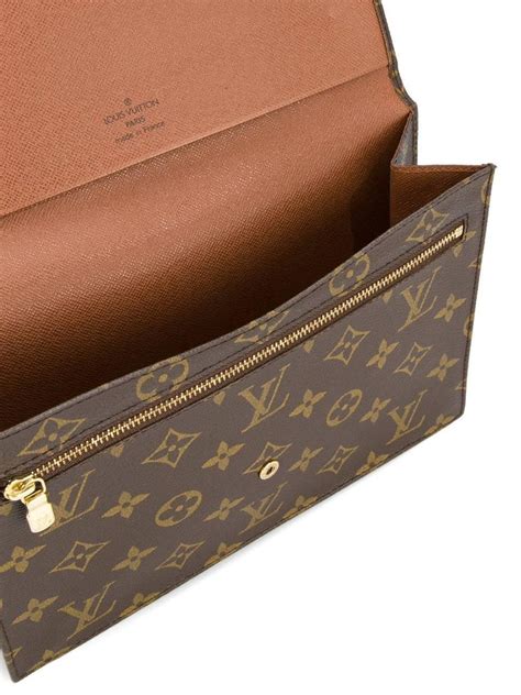 louis vuitton red envelope 2019|Louis Vuitton envelope crossbody bag.